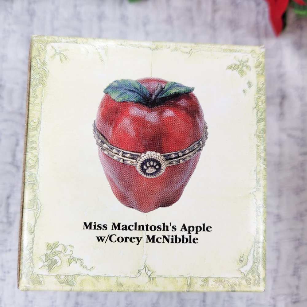 Boyd’s Bears Treasure Box Miss MacIntosh's Apple w/ Corey McNibble Original Box